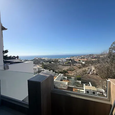 بيت للعطل Ocean 77 Ocean View Duplex Private Rooftop Jacuzzi *