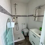 Будинок відпочинку Ocean 77 Ocean View Duplex Private Rooftop Jacuzzi *