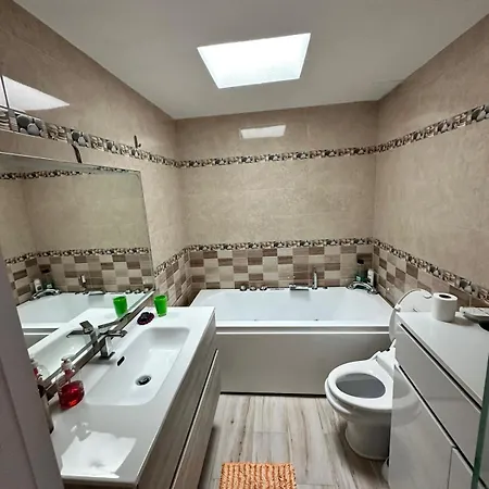Будинок відпочинку Ocean 77 Ocean View Duplex Private Rooftop Jacuzzi Адехе